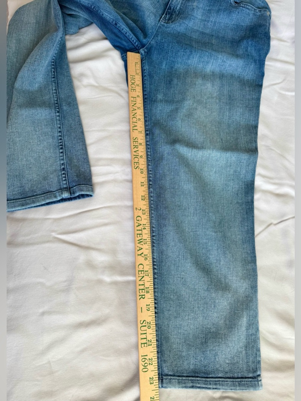 J Jill Authentic Fit Crop Midwash Blue Capri Jeans Size 10 - Picture 13 of 13